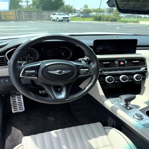 Moderno G- ene-si-s G 70 2023 2.0T Sport - Product Image 3