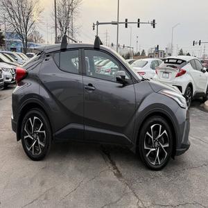 Forte demande - Toyota C-HR XLE 2021, transmission automatique, 4 cylindres, traction avant - Product Image 1