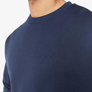 Tela transpirable slim fit tamaño sólido color liso precio al por mayor cuello redondo jersey con capucha y pantalones de chándal para hombres - Product Image 3