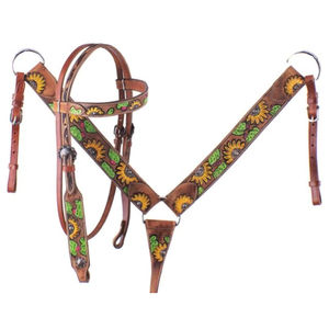 Juego de tachuelas occidentales de caballo de cuero con flecos de colores rojos y coraza de cabeza de caballo mecanizada a mano - Product Image 1