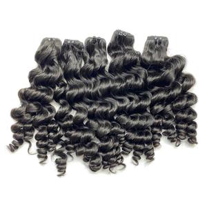Venta caliente Precio de fábrica 100% Raw Vietnam Virgen Doble dibujado Natural Ondulado Curl Grado superior Paquetes de cabello tejido Todos los colores Comprar ahora - Product Image 1