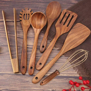 Juego de Cucharas de Cocina de Madera Cómodas Diseñadas para Ajustarse Naturalmente a la Mano para un Mejor Control al Cocinar - Product Image 1
