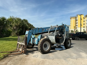 2012 GTH-844 Used Telehandler Heavy Lifting Equipment Wholesale for Sale - Product Image 2