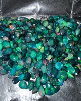 Opale éthiopienne noire naturelle taillée, lot de pierres de 145 carats, taille MM mixte, opale de feu multicolore pour la fabrication de bijoux, vente en gros d'opale