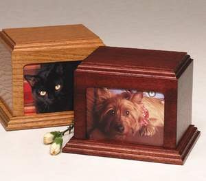 Urna Funeraria para Mascotas de Madera Premium |   Artesanía Hecha a Mano |   Venta al por Mayor a Granel - Product Image 1