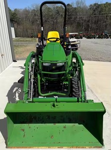 ซื้อรถแทรกเตอร์มือสอง John Deere 2025R พร้อมอุปกรณ์ตักดินแบบ Quick Attach และบุ้งกี๋ ราคาถูก - Product Image 3