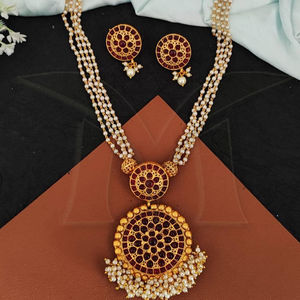 Bijoux indiens en or mat et poli, ensemble de pendentifs de fête, beaux bijoux de mode - Product Image 1