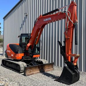 LIVRAISON GRATUITE MINI-EXCAVATRICE KUBOTA KX080-4 66 CV CABINE CLOSERE APPROUVÉE EPA CE Moteur hydraulique auxiliaire Pompe à engrenages PLC. - Product Image 4