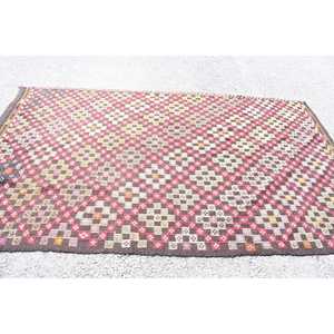 Tapis turc vintage 5,5x9,4 pieds, tapis en laine rouge à motifs floraux Kilim - Product Image 3