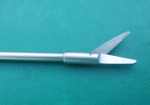 Tijeras para Oído Bellucci de 8.5'' de Acero Inoxidable Alemán, Eje con 1 Año de Garantía, Certificación CE y Seguridad MFDS - Product Image 4