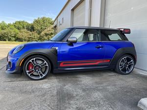 Mini Cooper John Cooper Works GP 2021, faible kilométrage, boîte de vitesses automatique, direction à gauche, pneus R20, état sombre - Product Image 5