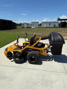 Qualité supérieure pour la nouvelle tondeuse Cub Cadet ZT1 54P 24HP Twin Zero Turn disponible à la vente. - Product Image 3