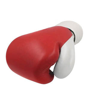 Cómodos guantes de boxeo de cuero para uso adulto hechos de fábrica para entrenamiento de MMA - Product Image 2