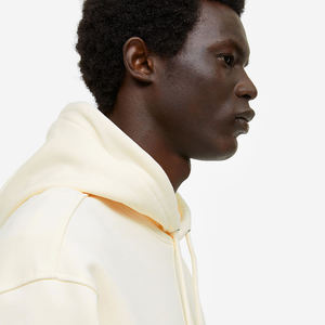 Meilleur design Sweats à capuche à manches longues pour hommes Poches avant Poids léger Nouvelle arrivée Vente en gros pas cher Hiver Numérique Teint uni - Product Image 3