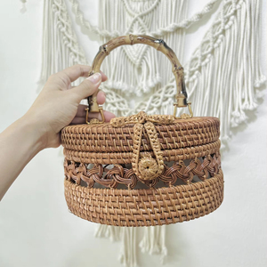 Bolsa de mimbre superventas al por mayor con asa de bambú nuevo diseño 2024 - Product Image 1