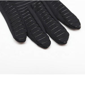 Guantes Deportivos para Correr con Logotipo Personalizado, Transpirables, Estilo Moderno, Cómodos, Fácil Ajuste, Nuevo Diseño - Product Image 4