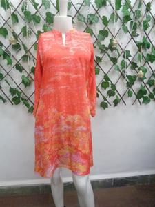 Traditional and Contemporary Indian Style Tunic <b>Kurti</b> for Office Wear Elegant Design and Fabric for Bulk Export - Product Image 4