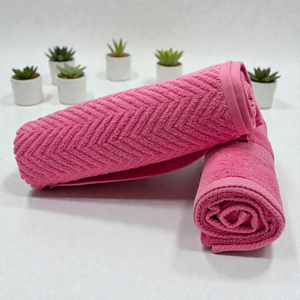 Juego de Toallas de Baño de Algodón de 2 Piezas con Borde Texturizado Dobby Chevron, Oeko-Tex Zero Twist, Lujo, Venta al por Mayor, Suministro para Boutiques - Product Image 5