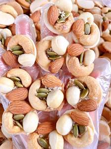 Galletas Mixtas con Forma de Moneda y Galletas de Nueces de la Suerte para los Mercados Globales de Snacks - Product Image 2