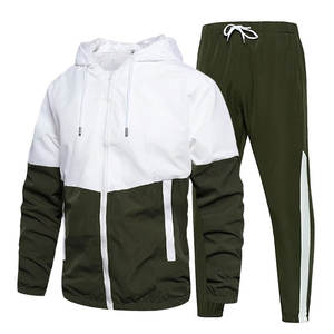 Ensemble de survêtement d'hiver personnalisé pour homme 100 % polyester, sweat à capuche et pantalon de jogging, avec logo uni, en polaire respirante, grandes tailles - Product Image 1