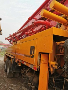 Camion della pompa per calcestruzzo usato Putzmeister 37m 42m 48m 52m camion a pompa