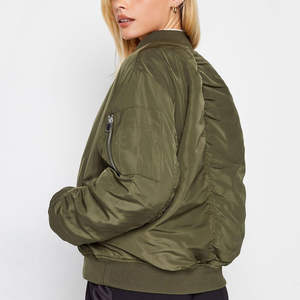 Blouson bomber style classique, tissu doux, léger, entièrement zippé, confortable pour les tenues décontractées, les sorties en plein air et le quotidien. - Product Image 2