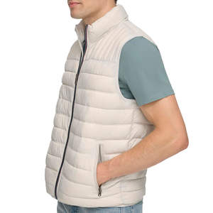 เสื้อกั๊กพัฟเฟอร์แบบมีฉนวนกันความร้อนน้ำหนักเบาพับเก็บได้สำหรับผู้ชาย คุณภาพสูงจากโรงงานผู้ผลิต (OEM) เหมาะสำหรับฤดูหนาว ให้ความอบอุ่น ไม่มีแขน ใช้เป็นเสื้อกั๊กทำงานได้ - Product Image 4