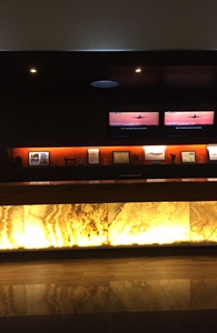 Dalle de marbre indonésien moderne et durable, polie, translucide, onyx brun pour la décoration murale des hôtels, 600*1200mm pour le hall, brossée - Product Image 5