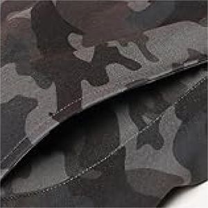 Shorts de sport pour hommes de haute qualité, style unique, avec poches, respirants et à séchage rapide. - Product Image 3