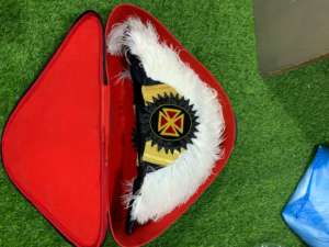 Masonic Knight Templar Chapeau Con Collar y estuche - Product Image 2