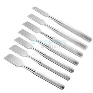 Osteótomo de acero inoxidable de alta calidad Logotipo personalizado Instrumento quirúrgico reconstructivo Hecho en Pakistán - Product Image 4