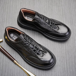 Chaussures de bureau en cuir véritable pour hommes avec semelle extérieure résistante à l'usure et semelle intérieure respirante, chaussures formelles - Product Image 4