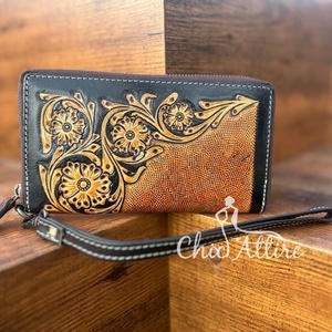 Nouveaux portefeuilles en cuir véritable usinés à la main élégants offres en vrac sur les sacs à main conçus pour femmes embrayages de bracelet en cuir compacts - Product Image 1