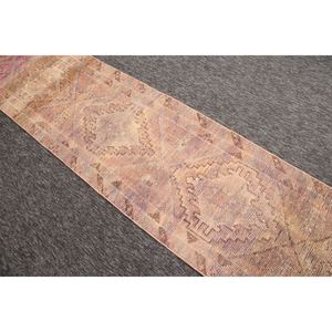 พรมตุรกีโบราณขนาดเล็ก 2.4x11.5 ฟุต สีน้ำตาลชมพู ลายเรขาคณิต - Product Image 4