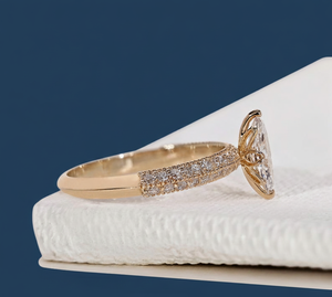 Bague de fiançailles en diamant de laboratoire de 0,81 ct, taille marquise, VVS2 F, certifiée IGI, plaquée rhodium, or jaune de luxe, bijoux fins - Product Image 2