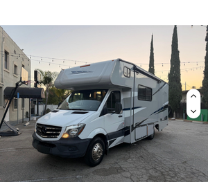 El más vendido: Nuevo y moderno - Sprinter 3500XD Coachmen Prisma 2019 (usado) - Listo para enviar con entrega puerta a puerta - Product Image 4