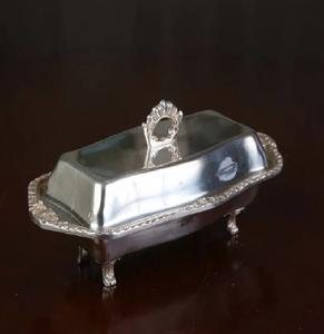 Plat à beurre de couleur noire avec couteau pour fournitures d'ustensiles de cuisine fait à la main grand récipient à beurre ustensiles de cuisine métal acier inoxydable - Product Image 5