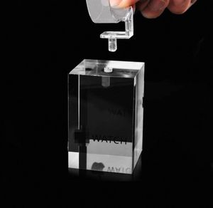 Présentoir de montre en acrylique de qualité supérieure avec organisateur élégant de manchette en C pour présenter des montres et des accessoires - Product Image 4