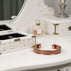 Bracelet manchette pour femme en laiton plaqué argent, design indien, avec gravure personnalisée élégante, bracelet ouvert, pour approvisionnement en gros - Product Image 6