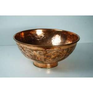 Bols en cuivre de conception antique de qualité supérieure pour les cuisines de ferme et rustiques disponibles au prix de vente total - Product Image 5