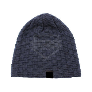 OEM Diseña tus propios gorros a la venta 2025 Logotipo personalizado Ropa para correr de invierno Gorros de jacquard Gorros - Product Image 1