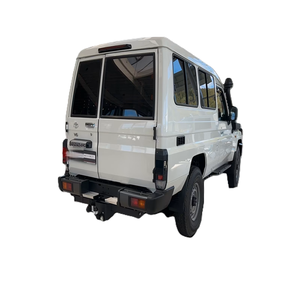Toyota Land Cruiser SUV Blanc Phares Halogènes Volant à Gauche Voiture d'Occasion - Product Image 3