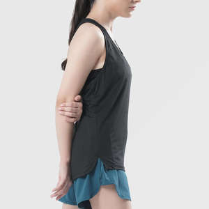 Camiseta sin mangas de algodón para mujer para verano Fitness Gym Yoga y entrenamiento al aire libre diseñada como ropa ligera y cómoda para correr - Product Image 4