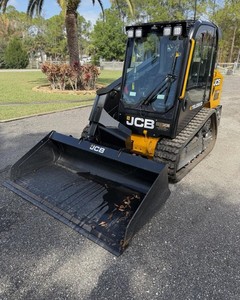 รถตักล้อยาง JCB รุ่นปี 2025 ขนาดเล็ก แบบตีนตะขาบ ระบบไฮดรอลิก บุ้งกี๋ดีเซล 75 กิโลวัตต์ น้ำหนัก 3500 กิโลกรัม กำลังขุดสูง สีเหลือง - Product Image 5