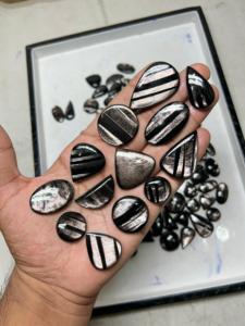 Cabujones de piedras preciosas de cristal de Hypersthene natural, piedras llamativas maravillosas increíbles para la fabricación de joyas OEM disponible - Product Image 3