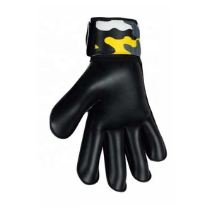 2025 Gants de gardien de but en latex allemand personnalisables avec conception de logo Gants de football de haute qualité pour une utilisation en extérieur en cuir - Product Image 6