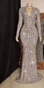 Gaun pesta malam wanita model halter lengan pendek dengan detail payet berat di bagian dada, kerah V seksi. - Product Image 5