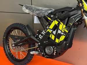 Nuevo modelo Sur Light Bee X 2025 en color negro y verde - Product Image 4