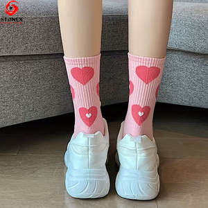 Chaussettes pour femmes de haute qualité, logo personnalisé, design tricoté, décontractées, tendance, usage quotidien, vente en gros - Product Image 3