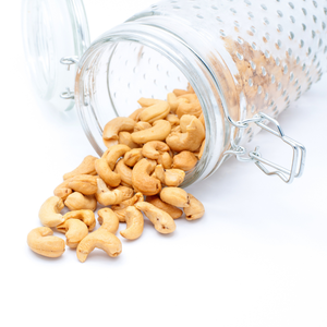 Noix de cajou séchées à la texture naturelle, exportation en gros de noix de cajou, préférées pour les commandes commerciales importantes - Product Image 2